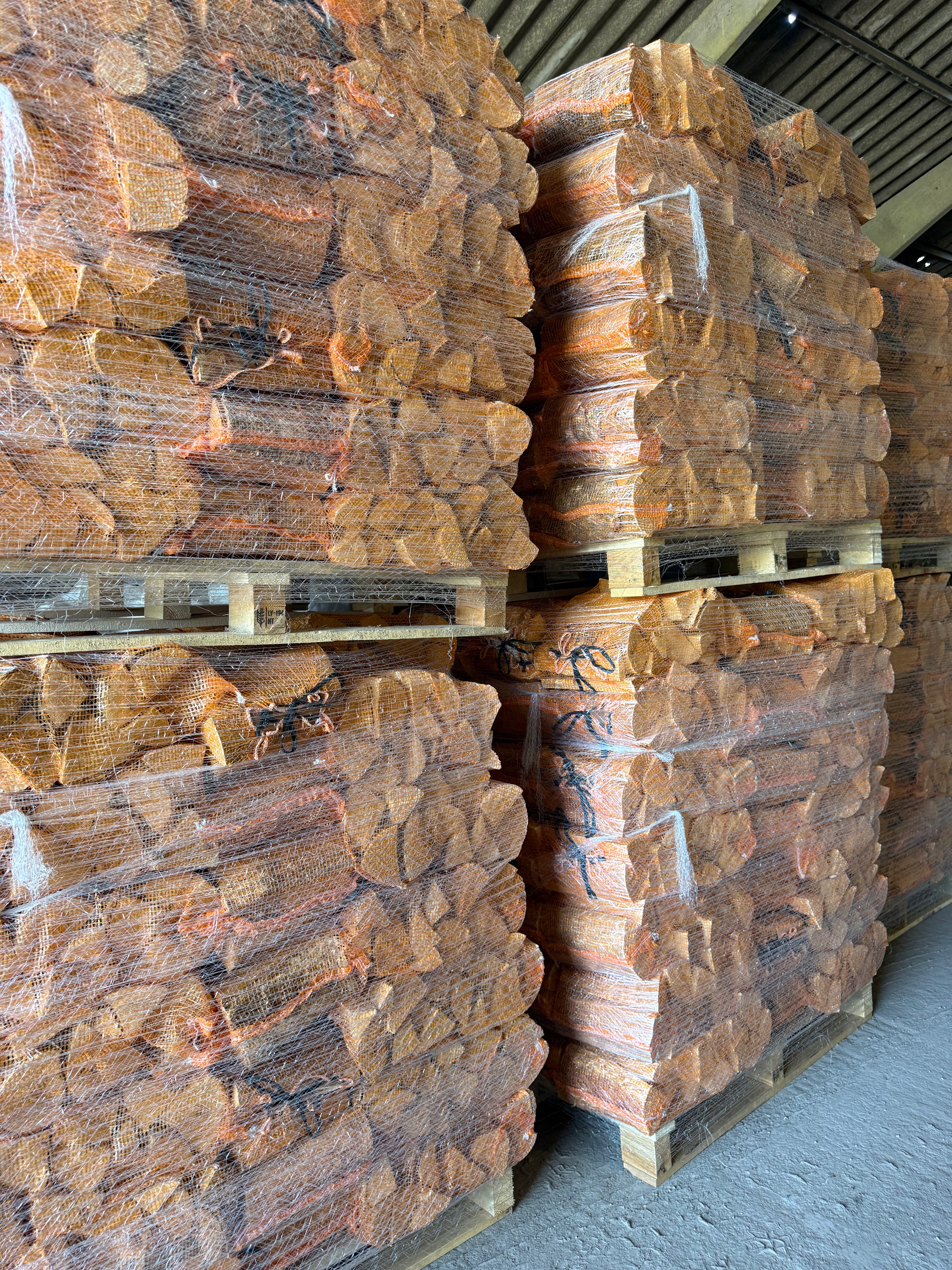 Northern Firewood Ready to Burn® 60 X 25L Net Bag of Kiln-Dried Birch Logs